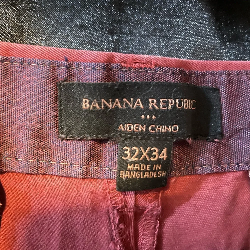 Banana Republic Rust Red Aiden Chino Pants